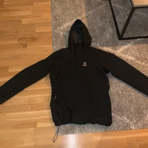 Haglöfs jacka - Haglöfs jacka, Helt ny i storlek M. Nypris 1799 kvitto finns