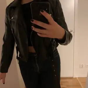 Skinnjacka från stradivarius🖤 Bra skick! 