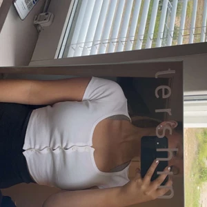 Söt liten topp - En oanvänd topp