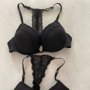 Två svarta behå 75b - Två helt nya behå i strl 75b båda två! 100kr för båda 🌸