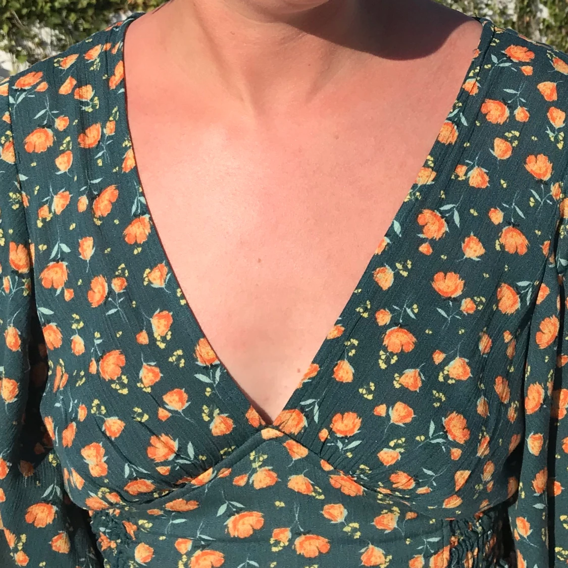 Blommig blus / pull and bear - 90