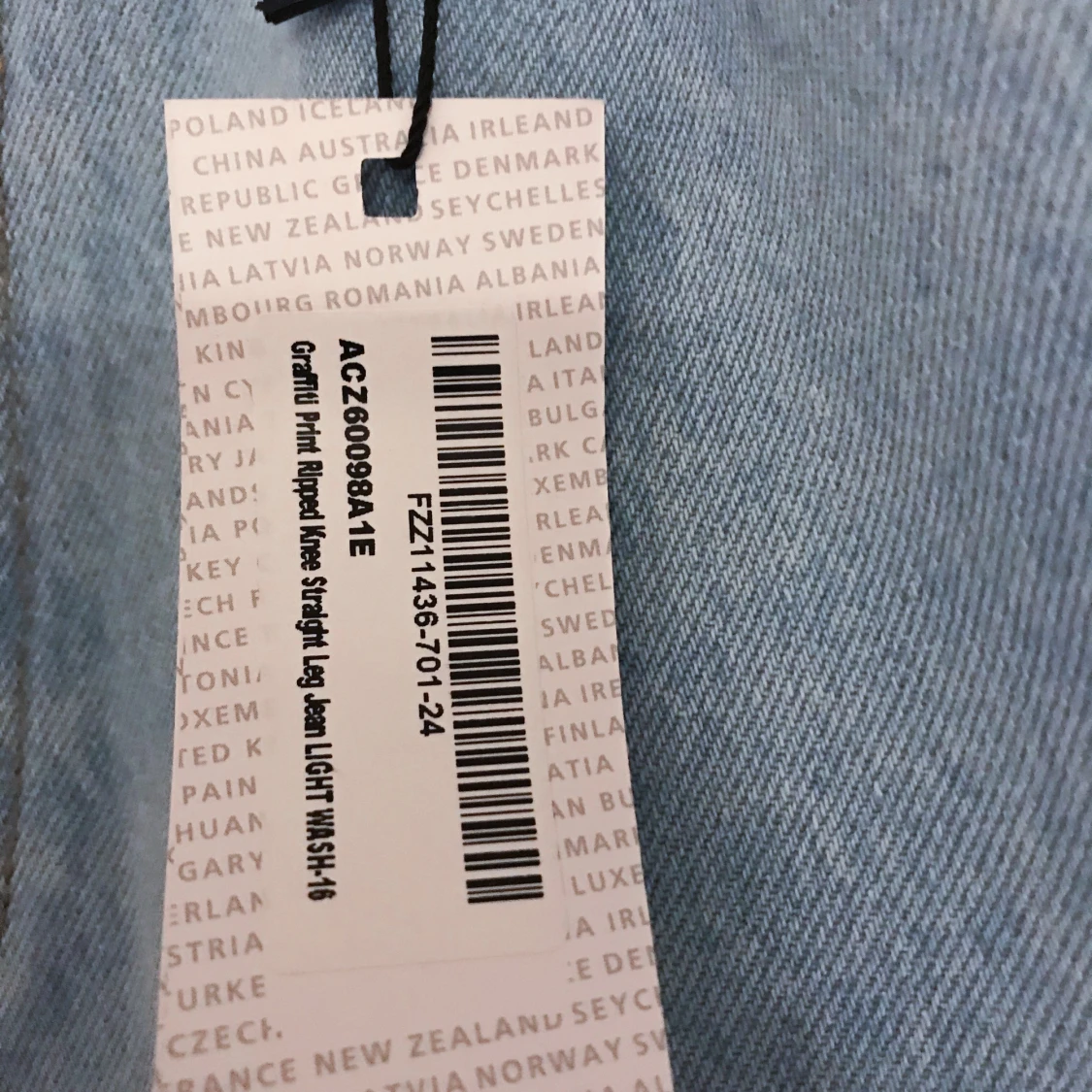 Graffiti Ripped Jeans Stl: L - 91