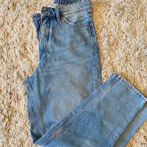 Ett par jeans från Monki i modellen taiki storlek 27! Köparen står för frakt💕💕