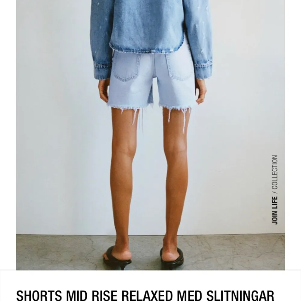 Helt nya jeansshorts från Zara, aldrig använda då storleken inte passade mig:( . Shorts.