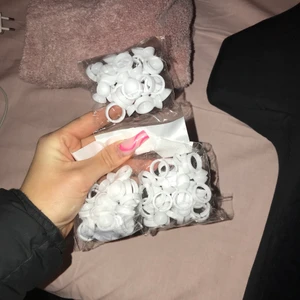 Limringar  - Limringar till fransförlägning, tre påsar 25st i varje påsar. Säljer pga beställde fel