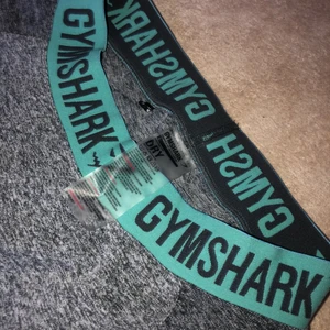 Gymshark träningstight  - Jättefina träningstight som knappt är använda. Skulle säga att dem funkar till både långa och korta personer. ❤️250kr inklusive frakt 