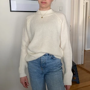 Chiquelle vit stickad tröja XS - oandvänd - Chiquelle vit (offwhite) stickad tröja! Totalt oandvänd!💞 XS och bra skick! 