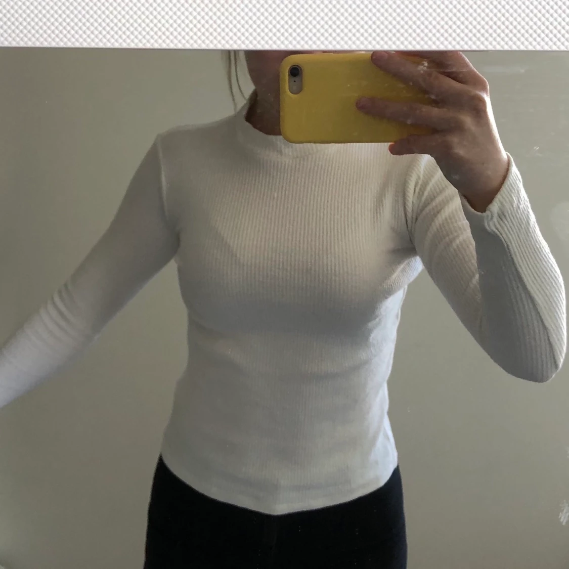 Långärmad tröja med krage 