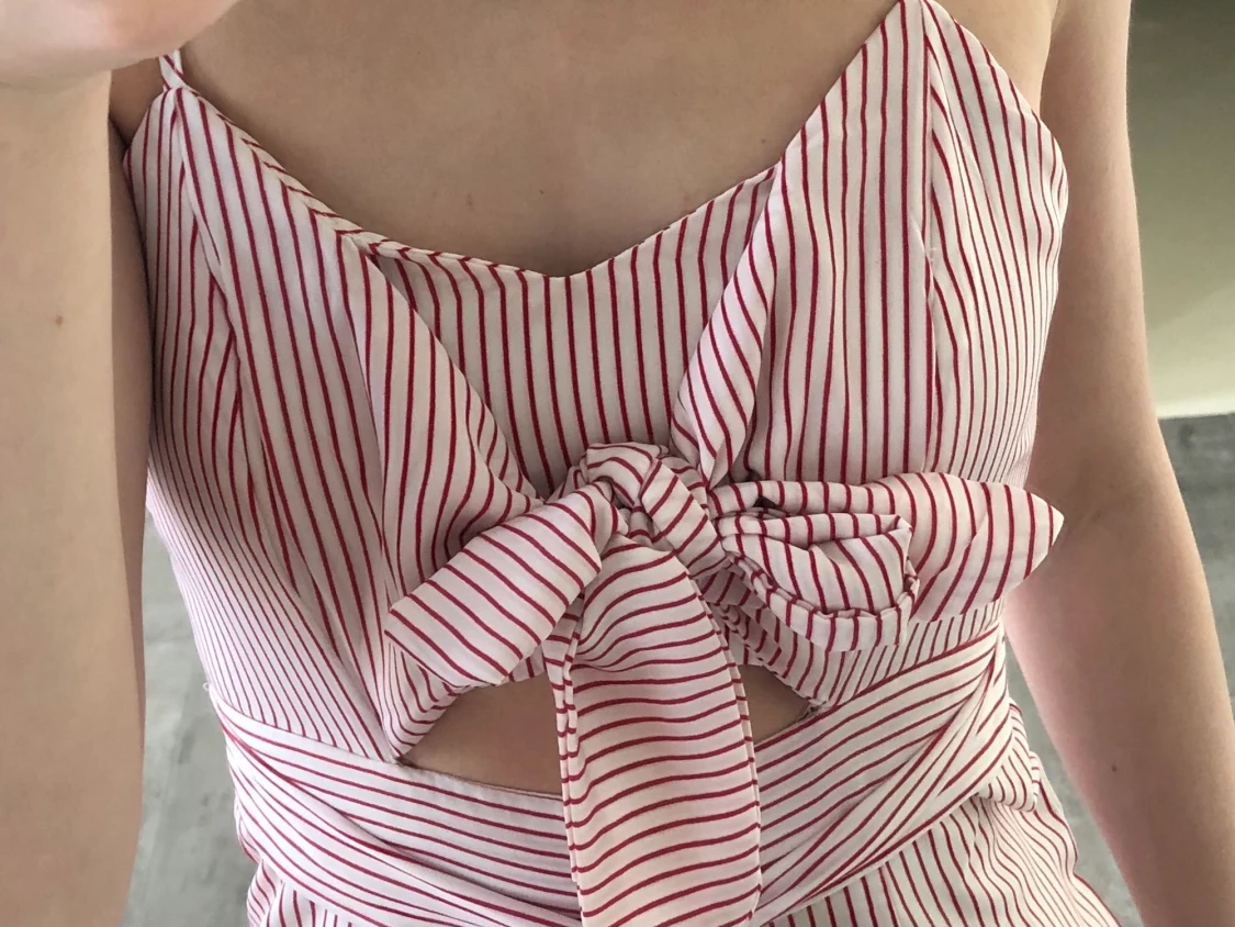 Jumpsuit från Prettylittlething - 91