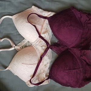 Bralettes från Victorias secret  - Bralettes från Victorias secret. Storlek M. Hela oanvända, alla lappar kvar 