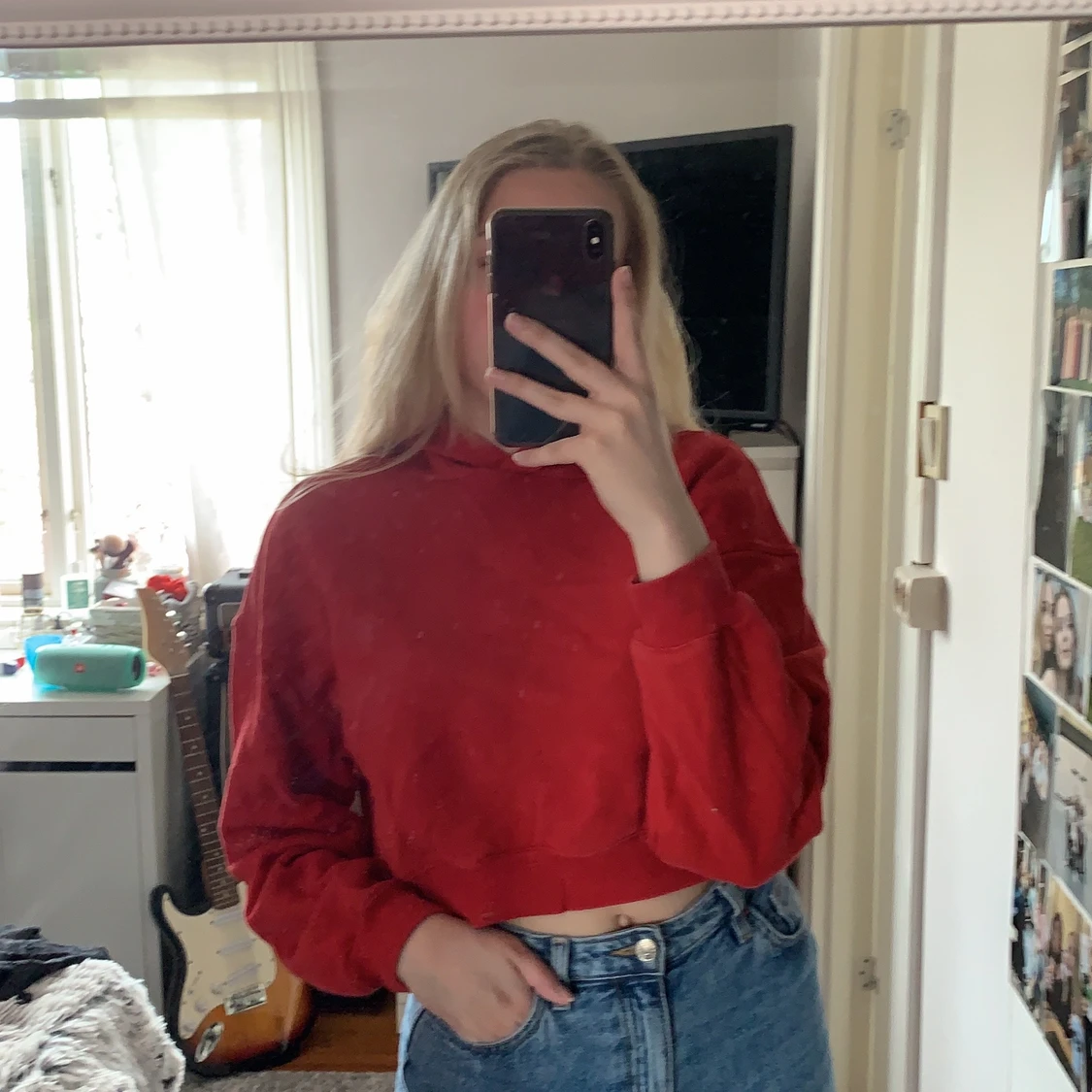 Röd croppad hoodie, storlek S - 90