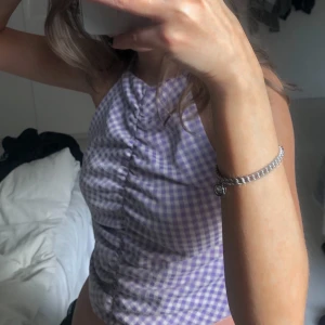 Zara Linne - Gulligt linne från Zara. Storlek M men är mer en XS/S💖