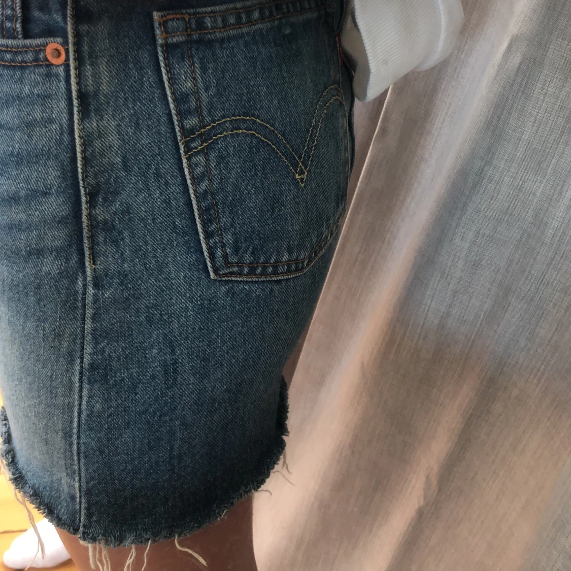 Levis kjol stl 23  - 90