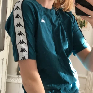 T-shirt från Kappa - Grön/turkos t-shirt från Kappa💙💚
