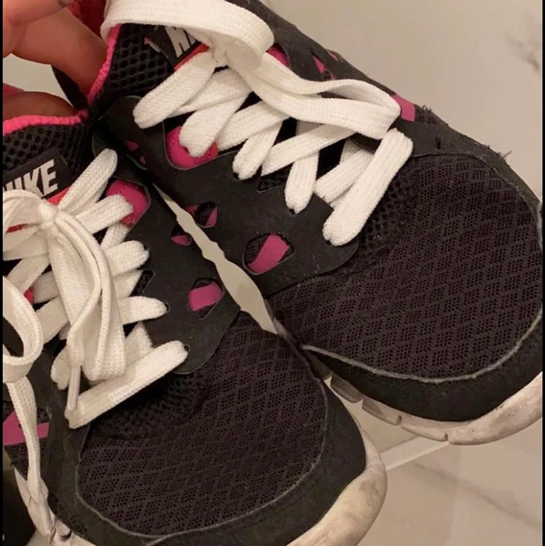 Svarta Nike’s  - 90