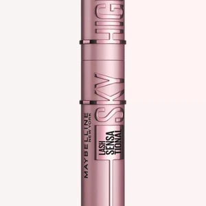 SKY HIGH MASCARA  - Råka beställa 4 stycken 😾😾😾 vill bli av med alla så fort som möjligt, priset var 159kr styck (inkl frakten då) säljer för whatever ni tkr e rimligt like fr helst inget lägre än 89 spänn, kan mötas upp i sthlm :))