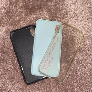 Tre st skal för iPhone X/XS  - Bra skick, använda ett fåtal gånger. 20kr/st