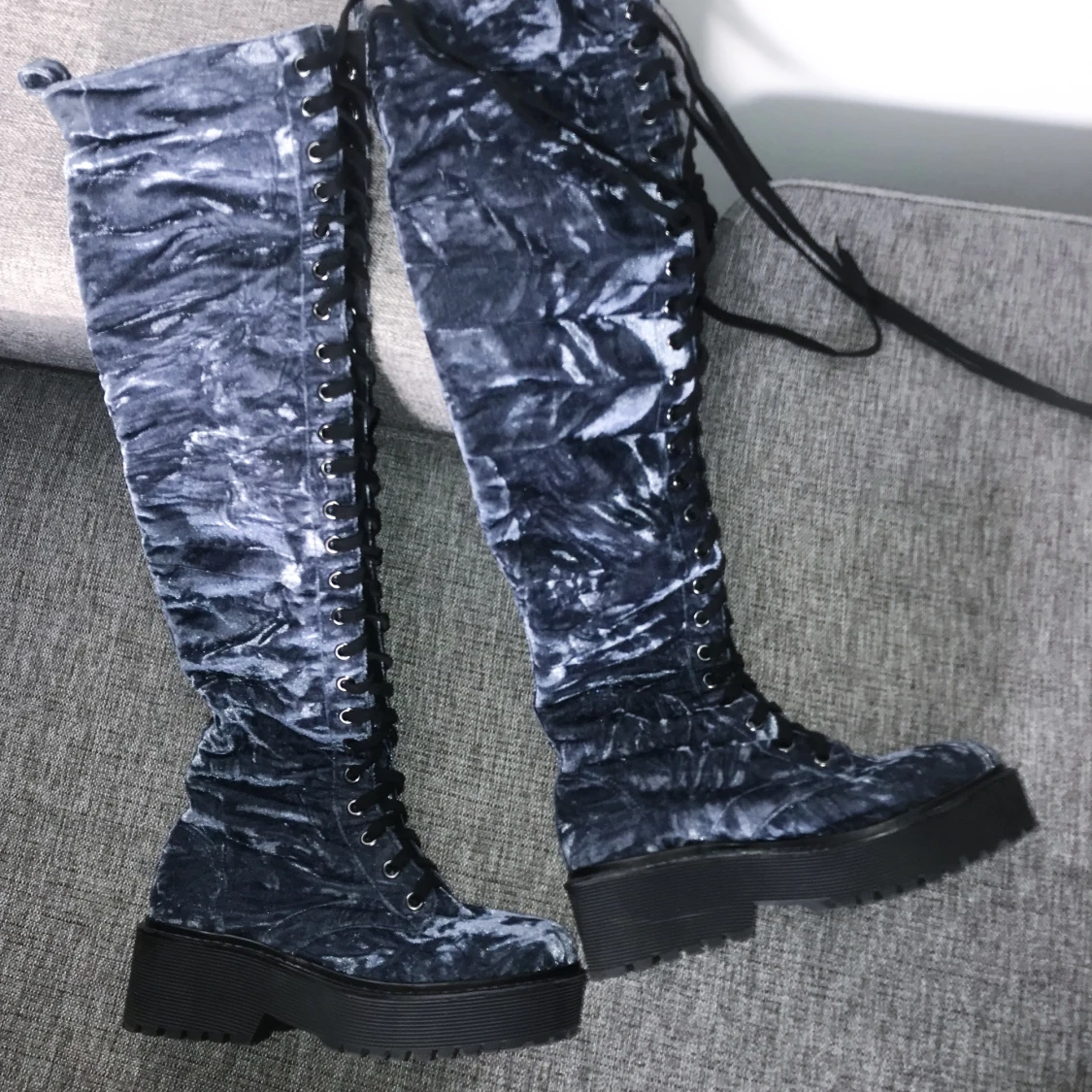 Knähöga boots sammet  - 91