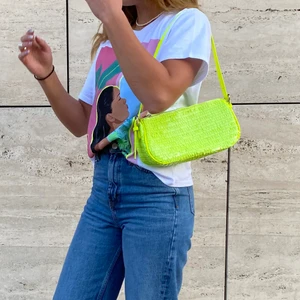 Väska - Super cool väska med paljetter. 