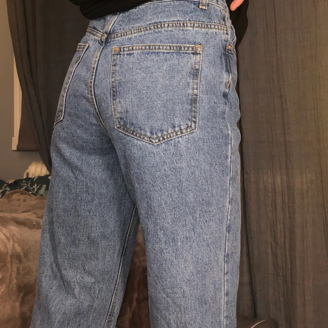 Jeans med hål i - 90