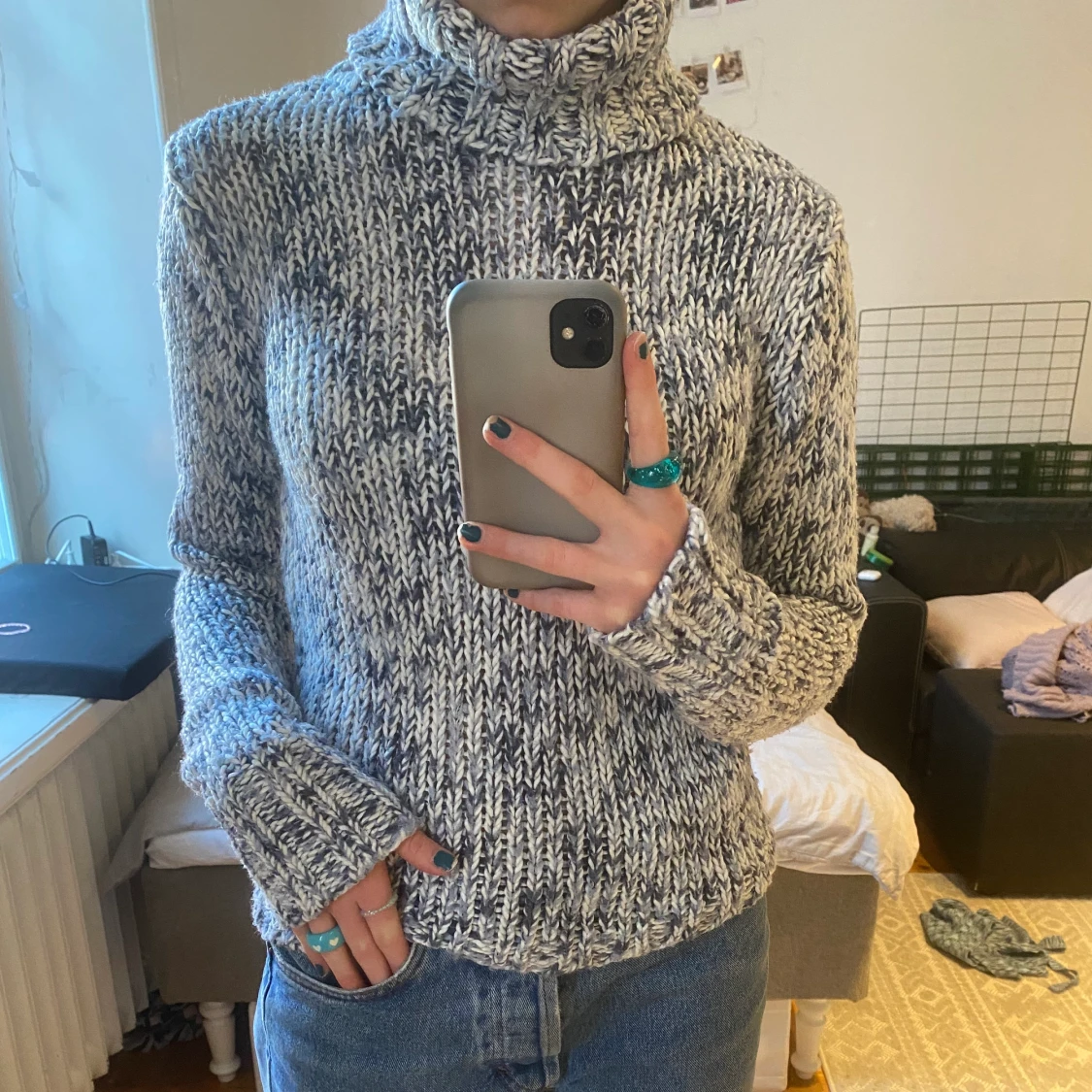 Blå stickad polotröja  - 90