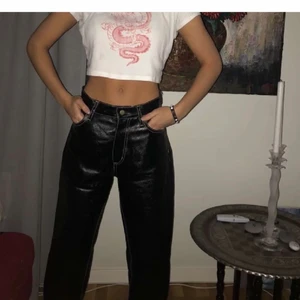 Eytys byxor - Säljer de populära eytys byxor till bra pris!