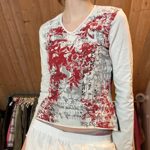 Tröja med tryck  - Tröja med as coolt tryck