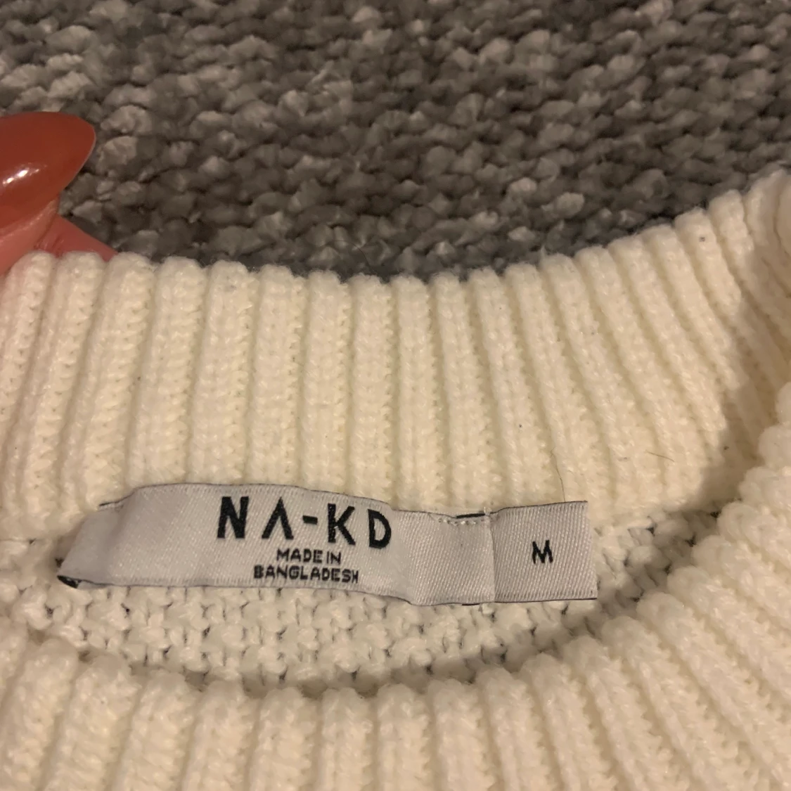 Vit stickad tröja - 91