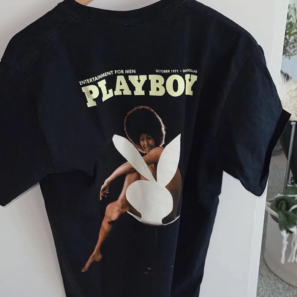 Playboy T-shirt, Size Medium, Condition 10/10, Price 300 SEK. T-shirts.