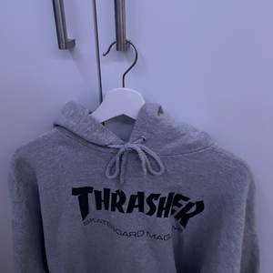 Säljer min Thrasher hoodie i storlek L ⚡️☄️💫 350kr + frakt :)