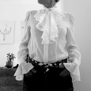 Shirt from Zara - White Ruffle Collar not used, still with the tag. Textured fabric