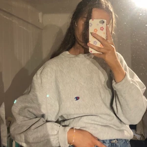 Vintage Champion sweatshirt/tröja - Supermys! XL - först till kvarn!