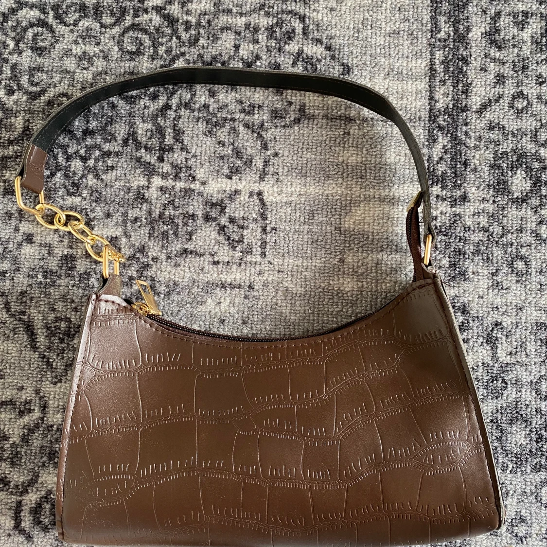 Kaffebrun väska  - 90