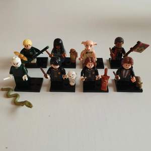 8st olika  Harry Potter minifigures. Allt I bilderna ingår i priset. Tillverkad av WM Blocks och kompatibel med andra marknadsledande tillverkare av klossar. 