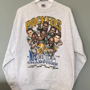 Vintage Sweatshirt Packers - Vintage Sweatshirt i bra skick!  Buda ifrån 250kr och höj med 25 vid nya bud! Nuvarande budet är: 350kr