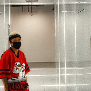 Hm X Moschino  - En limited edition tröja i storlek M från HM X Moschino. Använt ett par fåtal gånger är fortfarande i ett bra skick. Passformen är väldigt oversize och jag kör S vanligtvis. 🌻 Köparen står för frakten