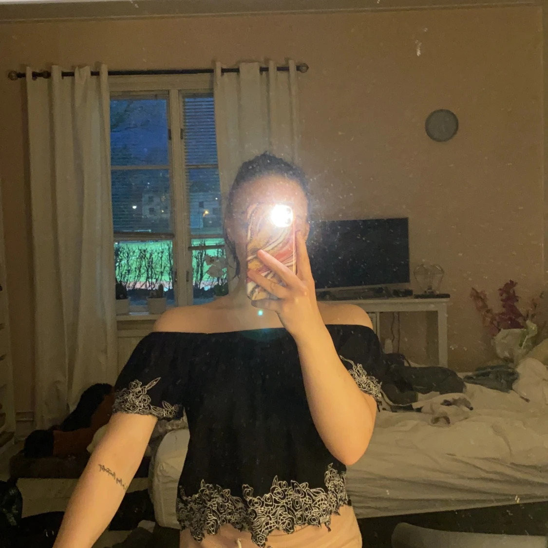 Off shoulder tröja - 90