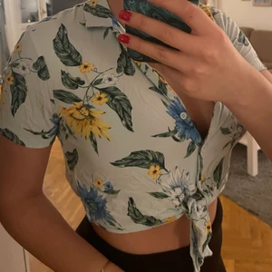 Crop top size S - Crop top from Pull&Bear in good condition.