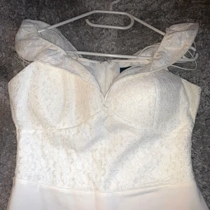 Fest klänning  - Ej använd storlek 40