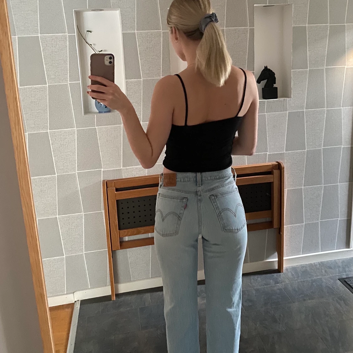 lågmidjade levis jeans - 90