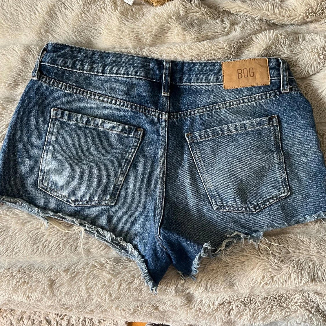 Blå jeansshorts från BDG Urban Outfitters - 1