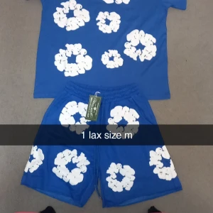 Royal blue denim tears tracksuit - Helt ny finns bara i M