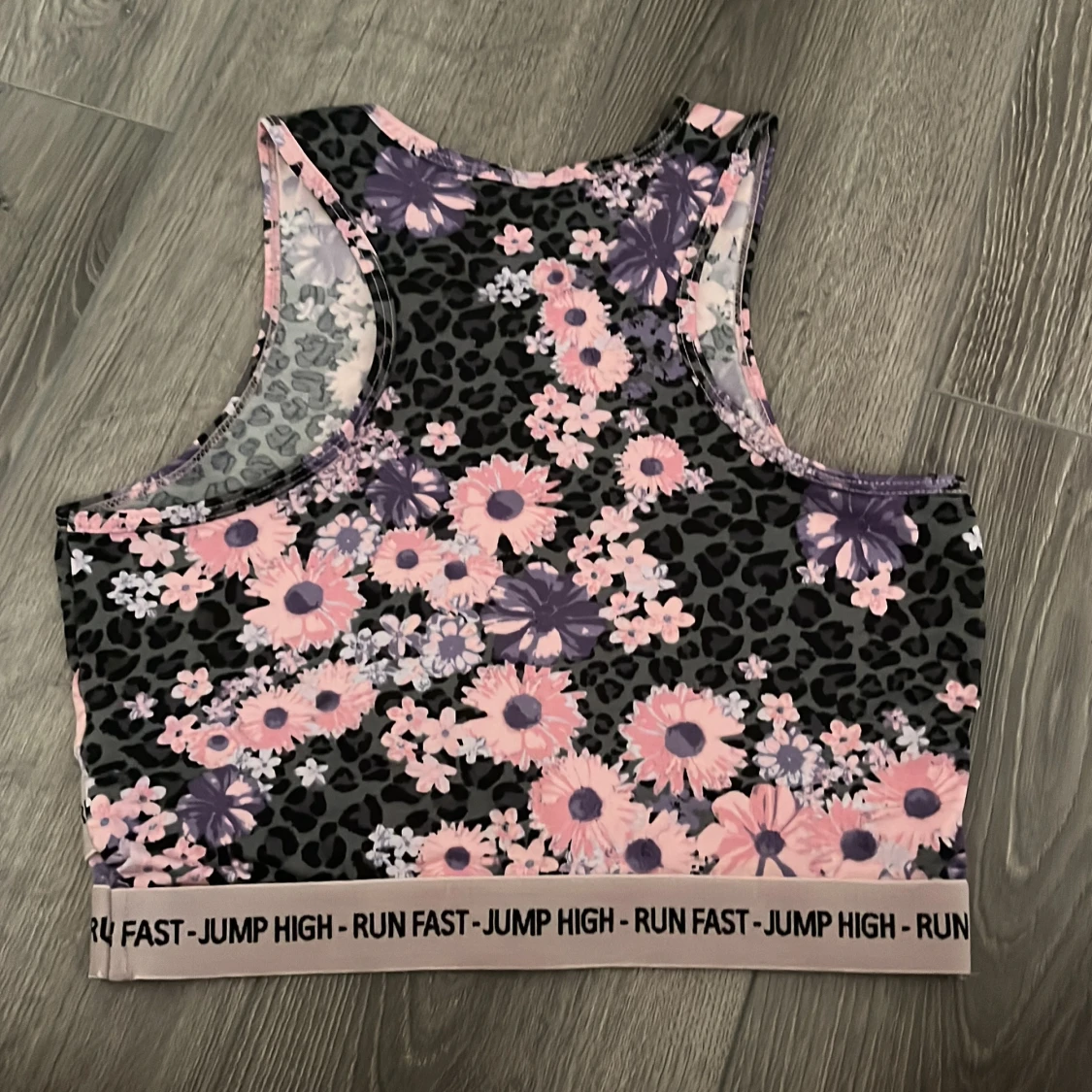 Blommig sportig linnetopp - 1