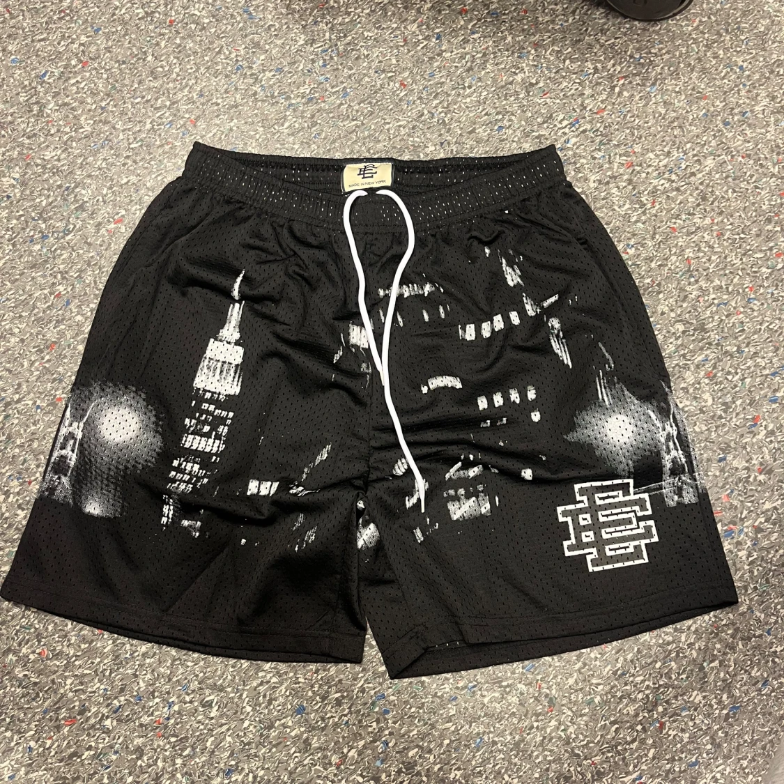 Svarta meshshorts från Eric Emanuel