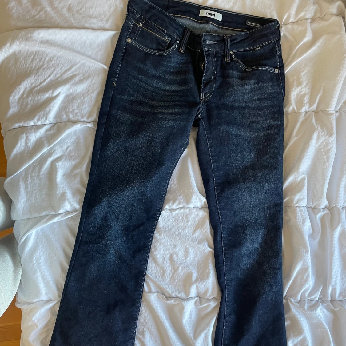 Mörkblå jeansbyxor - 3