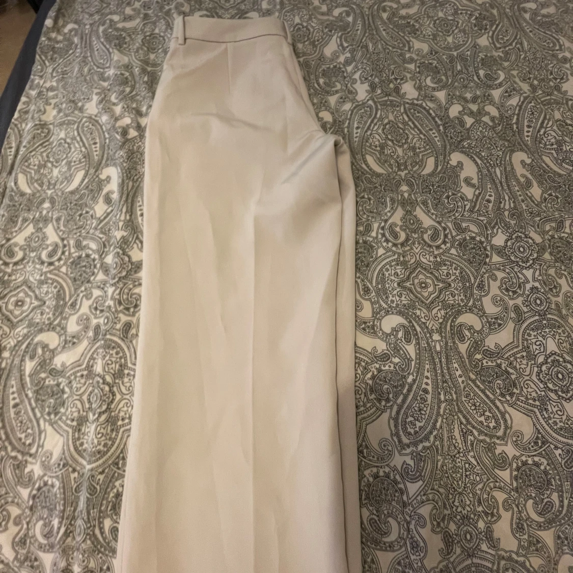 Beige kostymbyxor - 1