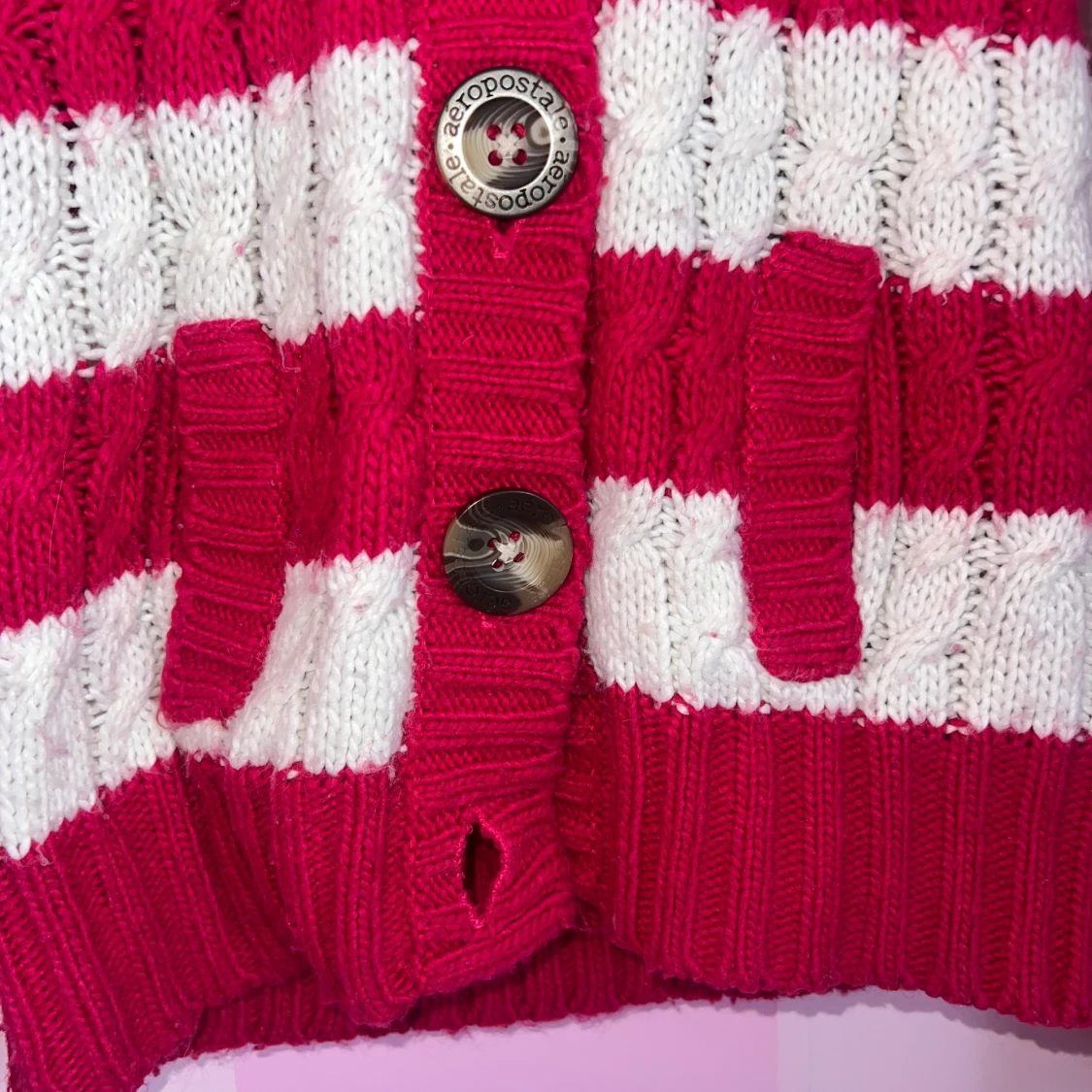 Rosa och vit randig kofta från Aéropostale - 4