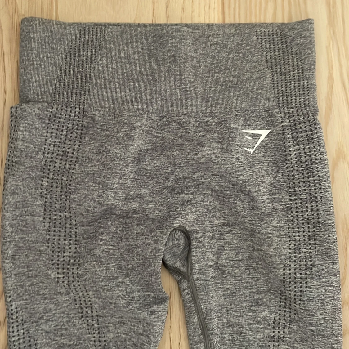Grå leggings från Gymshark - 1