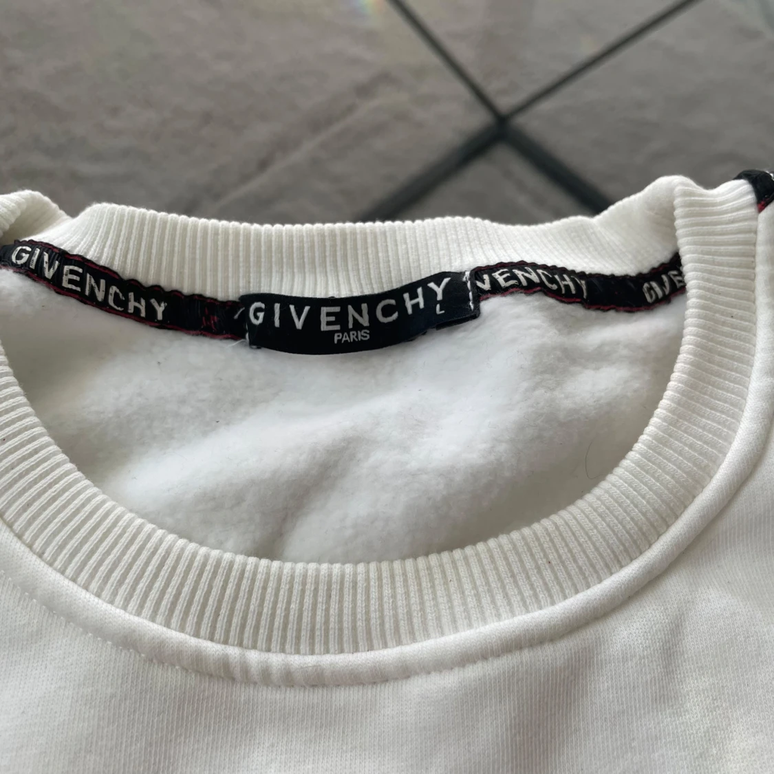Vit sweatshirt från Givenchy - 1