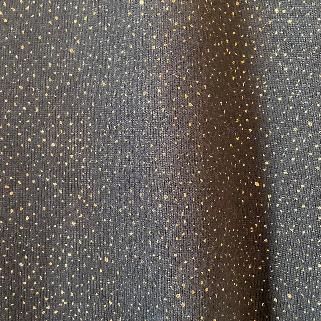 Mörkblå glittrig tröja från Orsay - 1